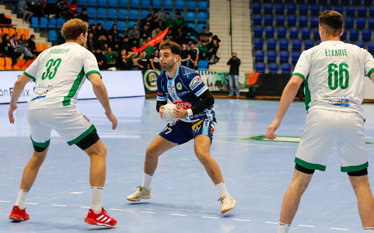 Trops Málaga Anaitasuna Roberto Muñoz