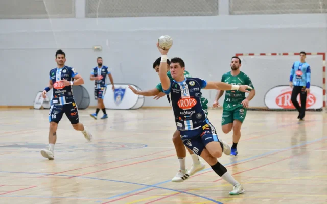 Trops Málaga-Contazara Zaragoza BM, duelo clave por la permanencia