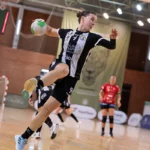 El BM Costa del Sol Málaga recupera la sonrisa venciendo al BM Porriño (24-21)