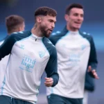 Dani Sánchez completa con normalidad la sesión con el grupo