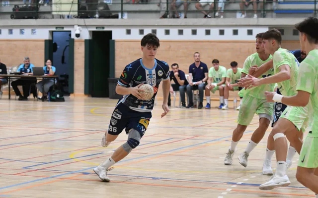 El Trops Málaga se juega mucho más que dos puntos ante un OAR Coruña lanzado