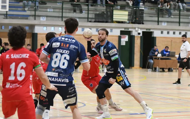 El Trops Málaga no logra sumar en casa ante el OAR Coruña (25-30)