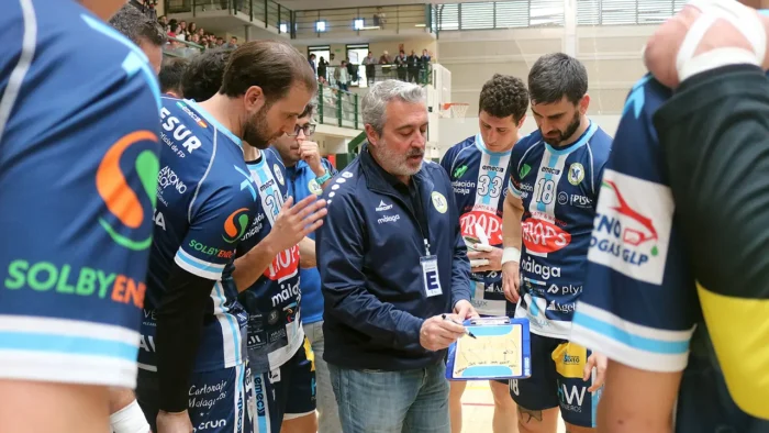 Curro Lucena no continuará como entrenador del Trops Málaga